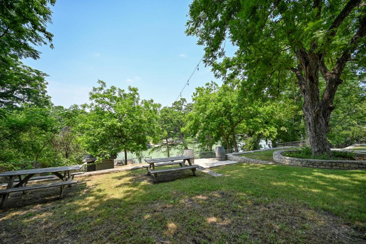 Luxury Lakefront Oasis With Boat Dock-Firepit McQueeney Exterior photo